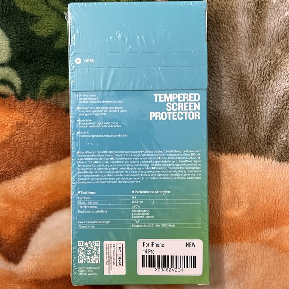 Tempered Screen Protector - Black - Picture 2 of 3